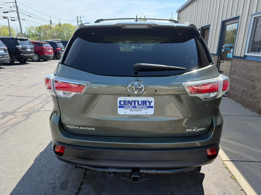 2016 Toyota Highlander AWD 4dr V6 XLE (Natl), available for sale in East Windsor, Connecticut | Century Auto And Truck. East Windsor, Connecticut 2016 Toyota Highlander AWD 4dr V6 XLE (Natl), available for sale in East Windsor, Connecticut | Century Auto And Truck. East Windsor, Connecticut