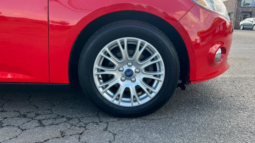 2012 Ford Focus 5dr HB SE, available for sale in East Windsor, Connecticut | A1 Auto Sale LLC. East Windsor, Connecticut 2012 Ford Focus 5dr HB SE, available for sale in East Windsor, Connecticut | A1 Auto Sale LLC. East Windsor, Connecticut