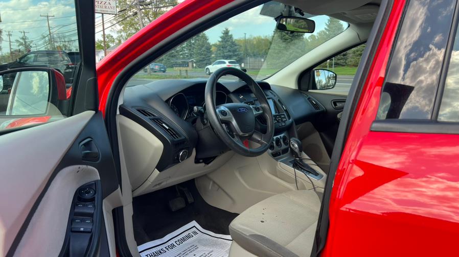 2012 Ford Focus 5dr HB SE, available for sale in East Windsor, Connecticut | A1 Auto Sale LLC. East Windsor, Connecticut 2012 Ford Focus 5dr HB SE, available for sale in East Windsor, Connecticut | A1 Auto Sale LLC. East Windsor, Connecticut