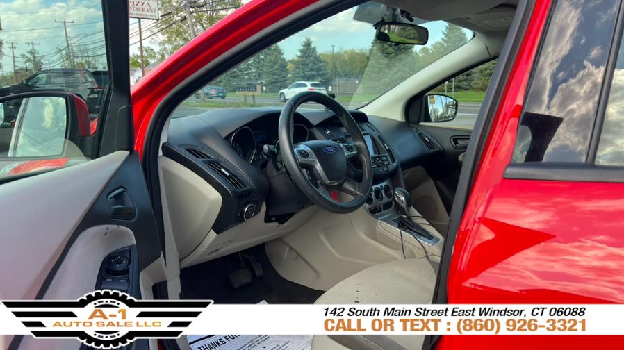 2012 Ford Focus 5dr HB SE, available for sale in East Windsor, Connecticut | A1 Auto Sale LLC. East Windsor, Connecticut 2012 Ford Focus 5dr HB SE, available for sale in East Windsor, Connecticut | A1 Auto Sale LLC. East Windsor, Connecticut