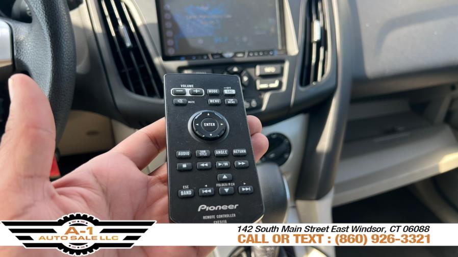 2012 Ford Focus 5dr HB SE, available for sale in East Windsor, Connecticut | A1 Auto Sale LLC. East Windsor, Connecticut 2012 Ford Focus 5dr HB SE, available for sale in East Windsor, Connecticut | A1 Auto Sale LLC. East Windsor, Connecticut