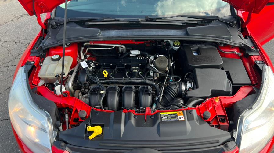 2012 Ford Focus 5dr HB SE, available for sale in East Windsor, Connecticut | A1 Auto Sale LLC. East Windsor, Connecticut 2012 Ford Focus 5dr HB SE, available for sale in East Windsor, Connecticut | A1 Auto Sale LLC. East Windsor, Connecticut