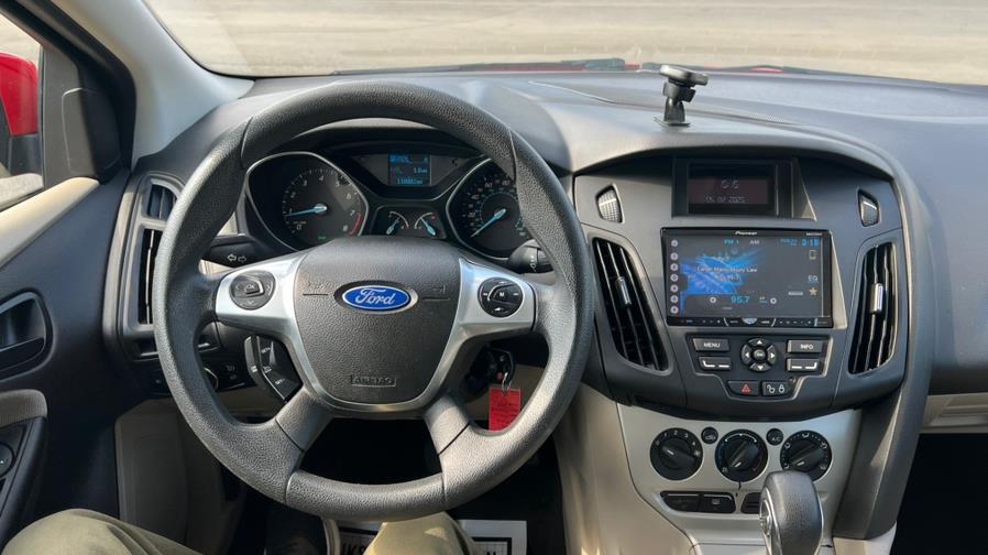 2012 Ford Focus 5dr HB SE, available for sale in East Windsor, Connecticut | A1 Auto Sale LLC. East Windsor, Connecticut 2012 Ford Focus 5dr HB SE, available for sale in East Windsor, Connecticut | A1 Auto Sale LLC. East Windsor, Connecticut
