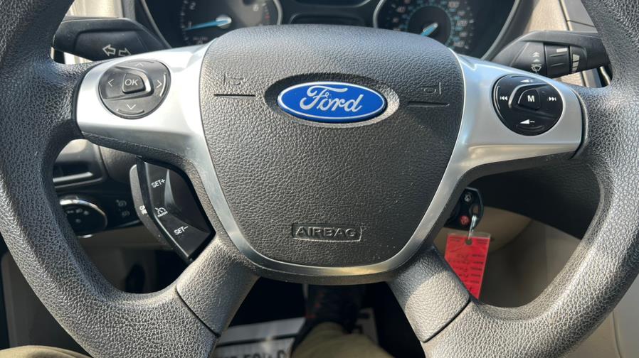 2012 Ford Focus 5dr HB SE, available for sale in East Windsor, Connecticut | A1 Auto Sale LLC. East Windsor, Connecticut 2012 Ford Focus 5dr HB SE, available for sale in East Windsor, Connecticut | A1 Auto Sale LLC. East Windsor, Connecticut