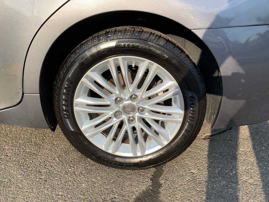 2014 Lexus ES 350 4dr Sdn, available for sale in Springfield, Massachusetts | Absolute Motors Inc. Springfield, Massachusetts 2014 Lexus ES 350 4dr Sdn, available for sale in Springfield, Massachusetts | Absolute Motors Inc. Springfield, Massachusetts