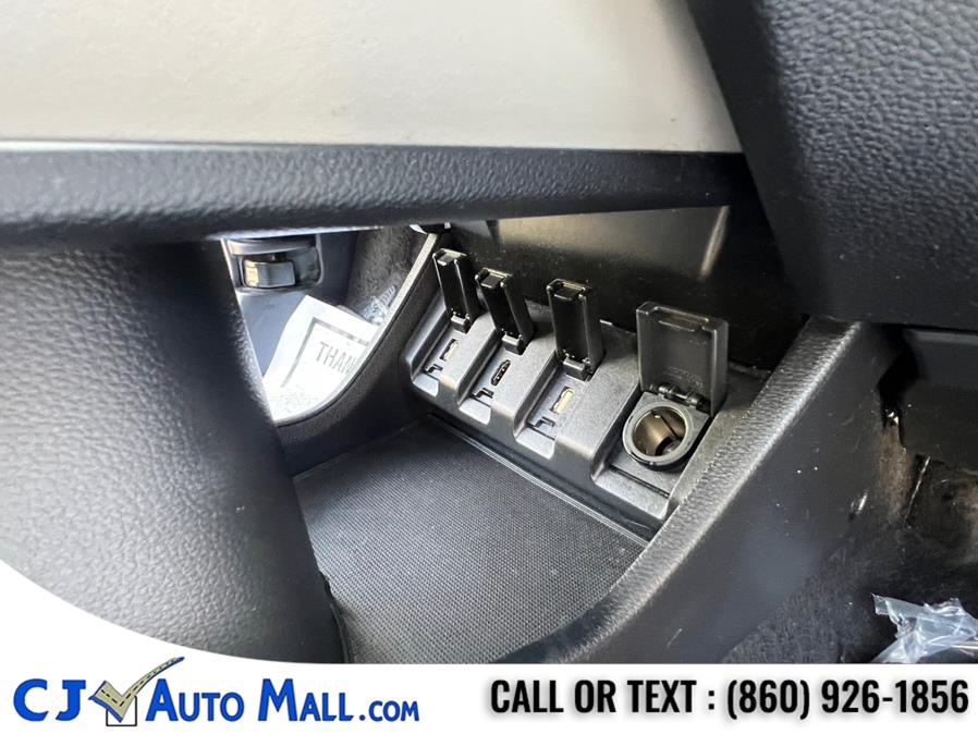 2016 Honda HR-V AWD 4dr CVT EX-L w/Navi, available for sale in Bristol, Connecticut | CJ Auto Mall. Bristol, Connecticut 2016 Honda HR-V AWD 4dr CVT EX-L w/Navi, available for sale in Bristol, Connecticut | CJ Auto Mall. Bristol, Connecticut