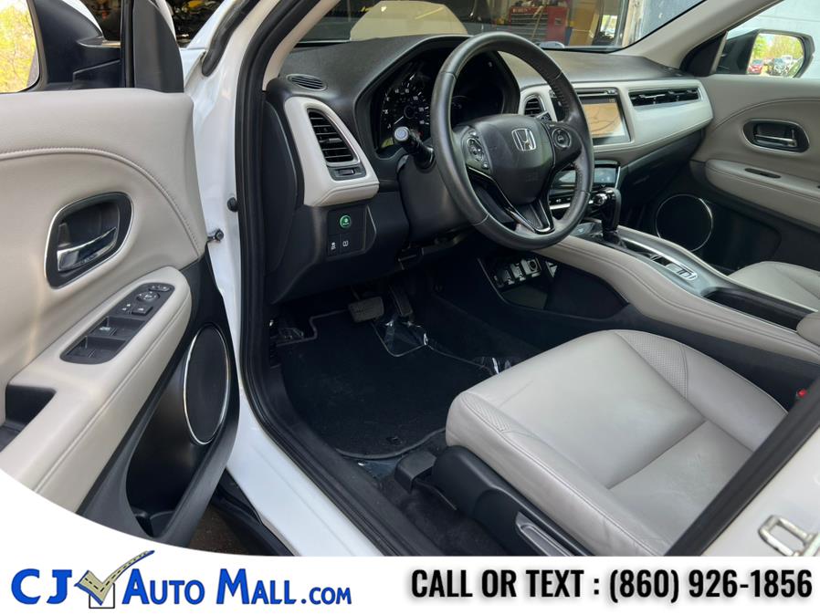 2016 Honda HR-V AWD 4dr CVT EX-L w/Navi, available for sale in Bristol, Connecticut | CJ Auto Mall. Bristol, Connecticut 2016 Honda HR-V AWD 4dr CVT EX-L w/Navi, available for sale in Bristol, Connecticut | CJ Auto Mall. Bristol, Connecticut