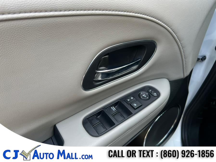 2016 Honda HR-V AWD 4dr CVT EX-L w/Navi, available for sale in Bristol, Connecticut | CJ Auto Mall. Bristol, Connecticut 2016 Honda HR-V AWD 4dr CVT EX-L w/Navi, available for sale in Bristol, Connecticut | CJ Auto Mall. Bristol, Connecticut