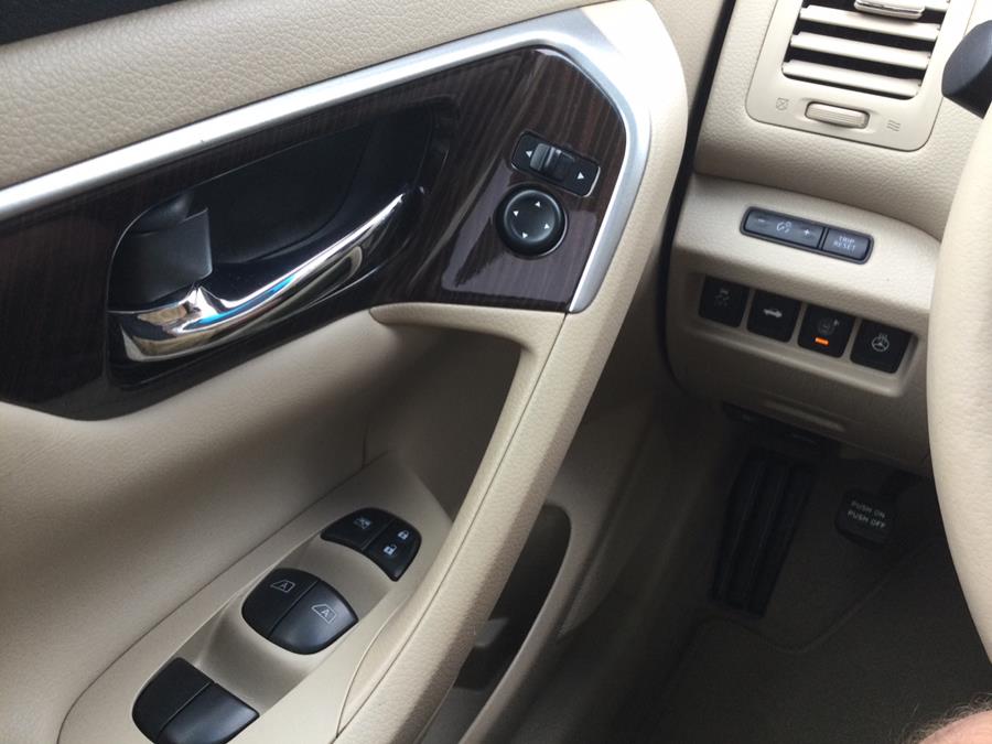2014 Nissan Altima 4dr Sdn I4 2.5 SL, available for sale in Plantsville, Connecticut | L&S Automotive LLC. Plantsville, Connecticut 2014 Nissan Altima 4dr Sdn I4 2.5 SL, available for sale in Plantsville, Connecticut | L&S Automotive LLC. Plantsville, Connecticut