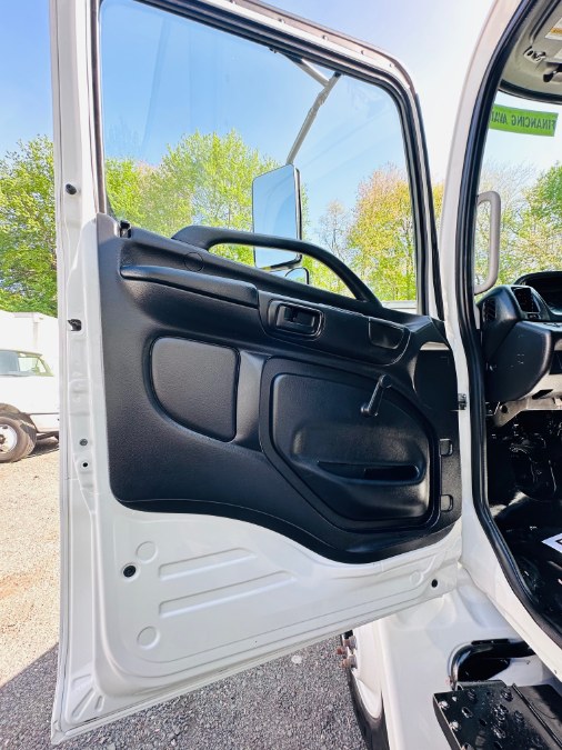 2020 HINO 268A 26 FEET DRY BOX + LIFT GATE + NO CDL, available for sale in South Amboy, New Jersey | NJ Truck Spot. South Amboy, New Jersey 2020 HINO 268A 26 FEET DRY BOX + LIFT GATE + NO CDL, available for sale in South Amboy, New Jersey | NJ Truck Spot. South Amboy, New Jersey