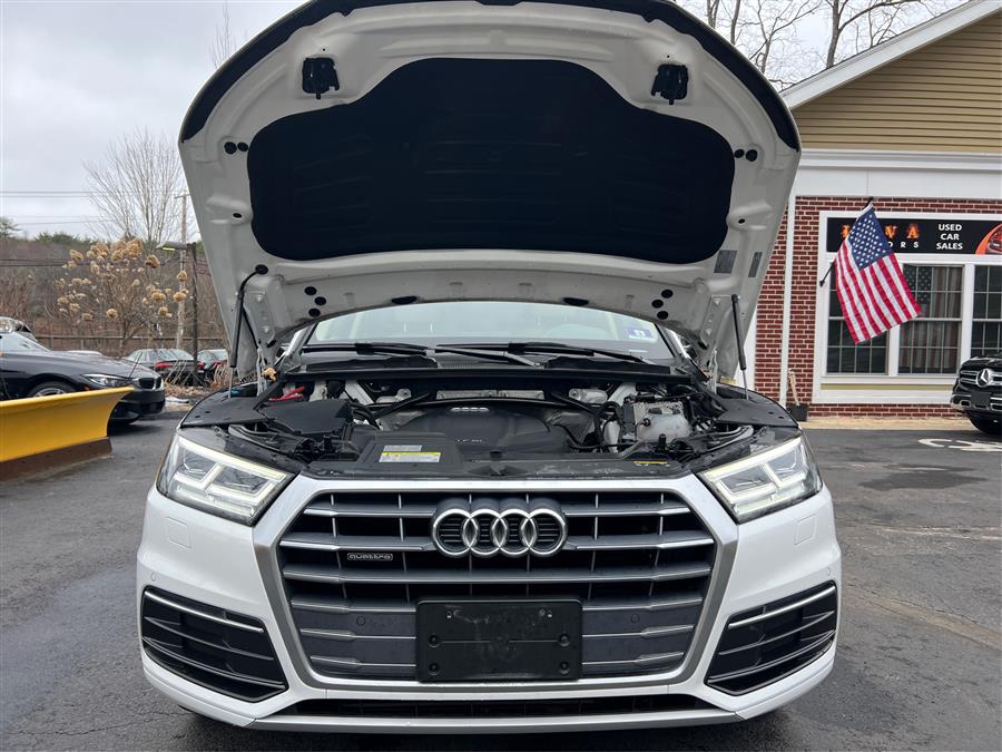 2018 Audi Q5 2.0 TFSI Tech Premium Plus, available for sale in Canton, Connecticut | Lava Motors. Canton, Connecticut 2018 Audi Q5 2.0 TFSI Tech Premium Plus, available for sale in Canton, Connecticut | Lava Motors. Canton, Connecticut