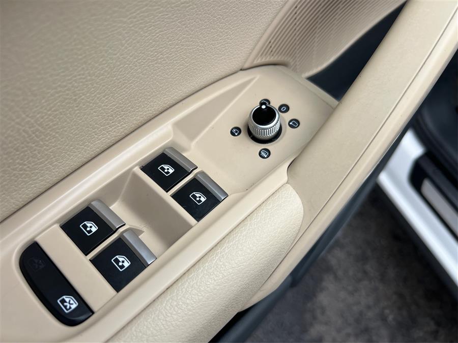 2018 Audi Q5 2.0 TFSI Tech Premium Plus, available for sale in Canton, Connecticut | Lava Motors. Canton, Connecticut 2018 Audi Q5 2.0 TFSI Tech Premium Plus, available for sale in Canton, Connecticut | Lava Motors. Canton, Connecticut