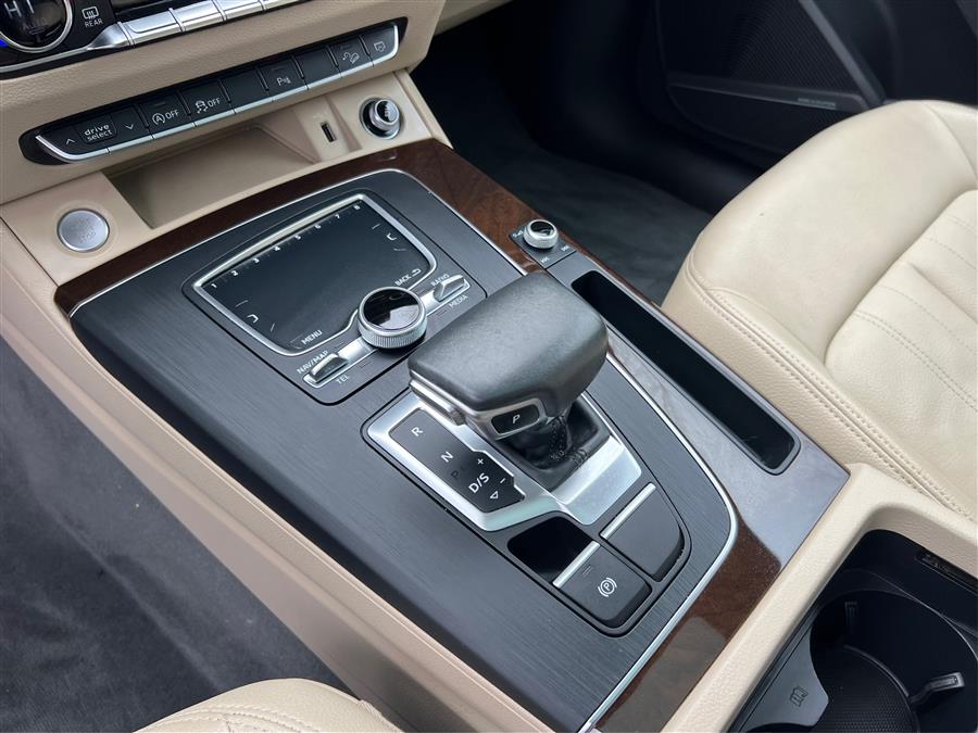 2018 Audi Q5 2.0 TFSI Tech Premium Plus, available for sale in Canton, Connecticut | Lava Motors. Canton, Connecticut 2018 Audi Q5 2.0 TFSI Tech Premium Plus, available for sale in Canton, Connecticut | Lava Motors. Canton, Connecticut