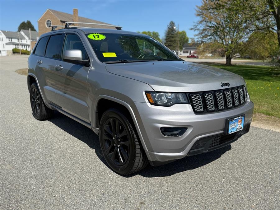 Used 2017 Jeep Grand Cherokee in Lawrence, Massachusetts | Home Run Auto Sales Inc. Lawrence, Massachusetts