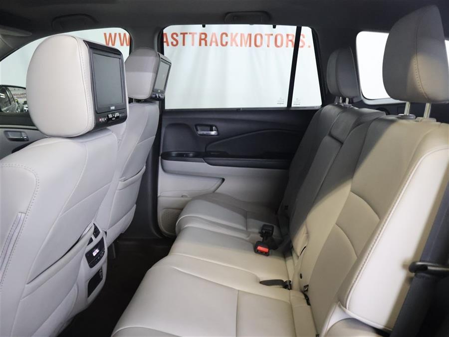 2019 Honda Pilot EXL, available for sale in Paterson, New Jersey | Fast Track Motors. Paterson, New Jersey 2019 Honda Pilot EXL, available for sale in Paterson, New Jersey | Fast Track Motors. Paterson, New Jersey