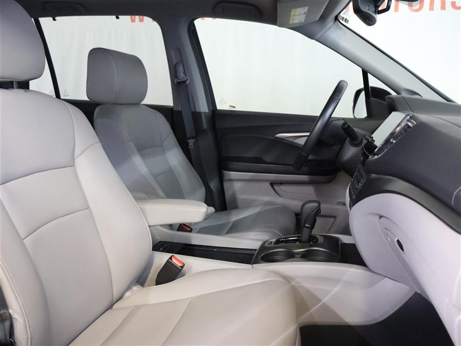 2019 Honda Pilot EXL, available for sale in Paterson, New Jersey | Fast Track Motors. Paterson, New Jersey 2019 Honda Pilot EXL, available for sale in Paterson, New Jersey | Fast Track Motors. Paterson, New Jersey