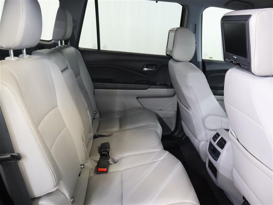 2019 Honda Pilot EXL, available for sale in Paterson, New Jersey | Fast Track Motors. Paterson, New Jersey 2019 Honda Pilot EXL, available for sale in Paterson, New Jersey | Fast Track Motors. Paterson, New Jersey