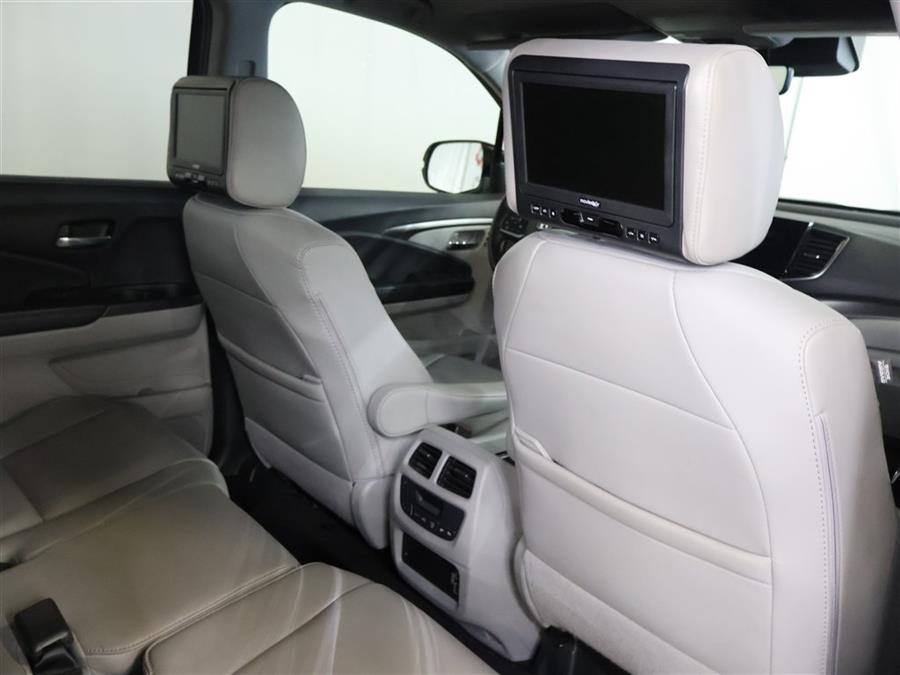 2019 Honda Pilot EXL, available for sale in Paterson, New Jersey | Fast Track Motors. Paterson, New Jersey 2019 Honda Pilot EXL, available for sale in Paterson, New Jersey | Fast Track Motors. Paterson, New Jersey