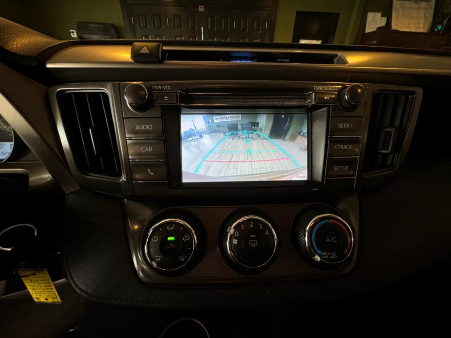 2014 Toyota RAV4 AWD 4dr LE (Natl), available for sale in West Hartford, Connecticut | AutoMax. West Hartford, Connecticut 2014 Toyota RAV4 AWD 4dr LE (Natl), available for sale in West Hartford, Connecticut | AutoMax. West Hartford, Connecticut