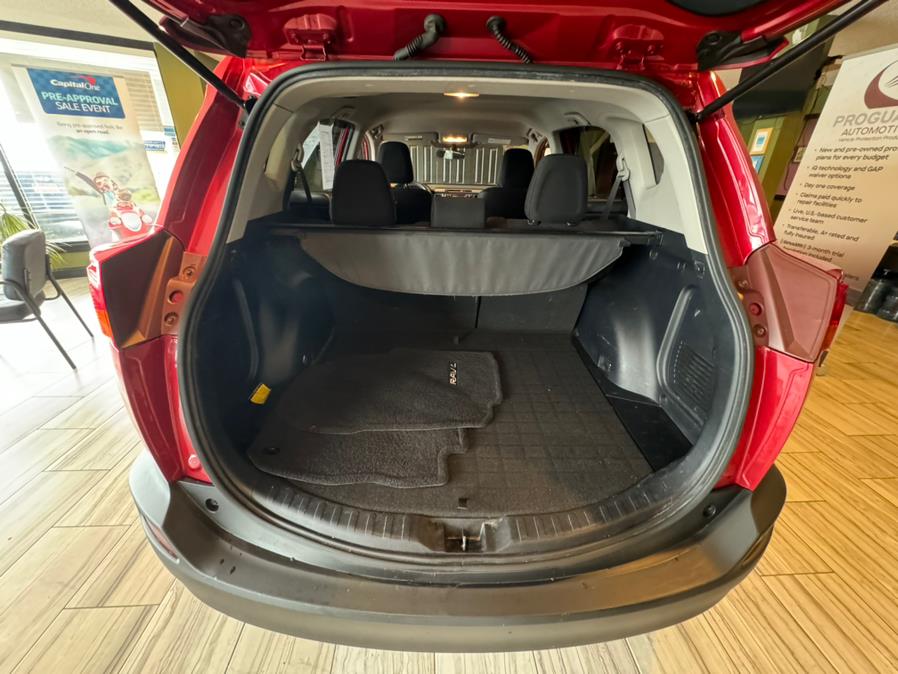 2014 Toyota RAV4 AWD 4dr LE (Natl), available for sale in West Hartford, Connecticut | AutoMax. West Hartford, Connecticut 2014 Toyota RAV4 AWD 4dr LE (Natl), available for sale in West Hartford, Connecticut | AutoMax. West Hartford, Connecticut