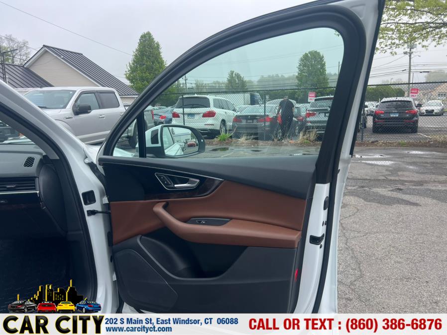 2017 Audi Q7 3.0 TFSI Premium Plus, available for sale in East Windsor, Connecticut | Car City LLC. East Windsor, Connecticut 2017 Audi Q7 3.0 TFSI Premium Plus, available for sale in East Windsor, Connecticut | Car City LLC. East Windsor, Connecticut