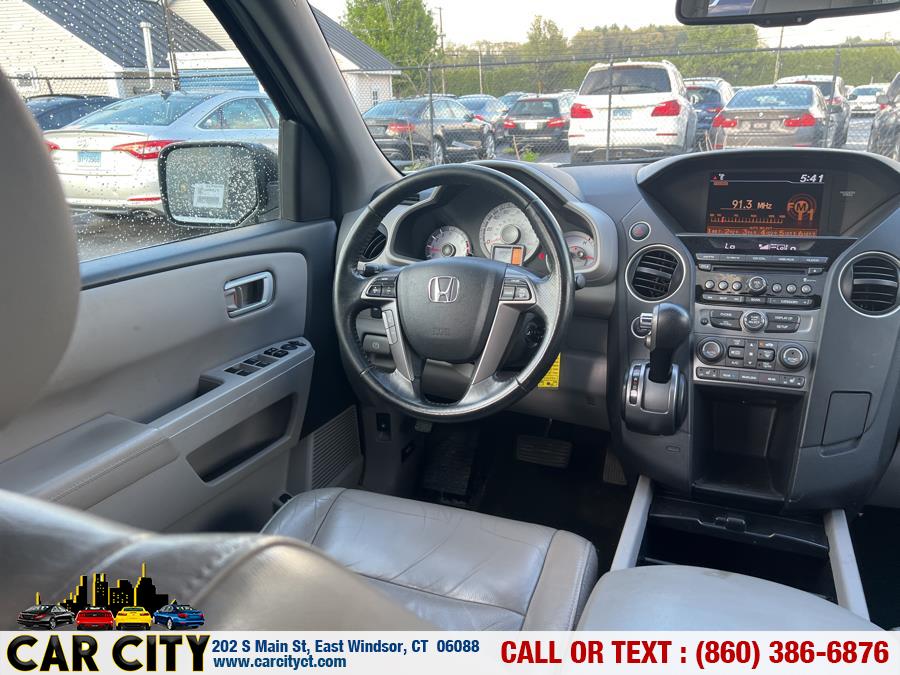 2015 Honda Pilot 4WD 4dr EX-L, available for sale in East Windsor, Connecticut | Car City LLC. East Windsor, Connecticut 2015 Honda Pilot 4WD 4dr EX-L, available for sale in East Windsor, Connecticut | Car City LLC. East Windsor, Connecticut