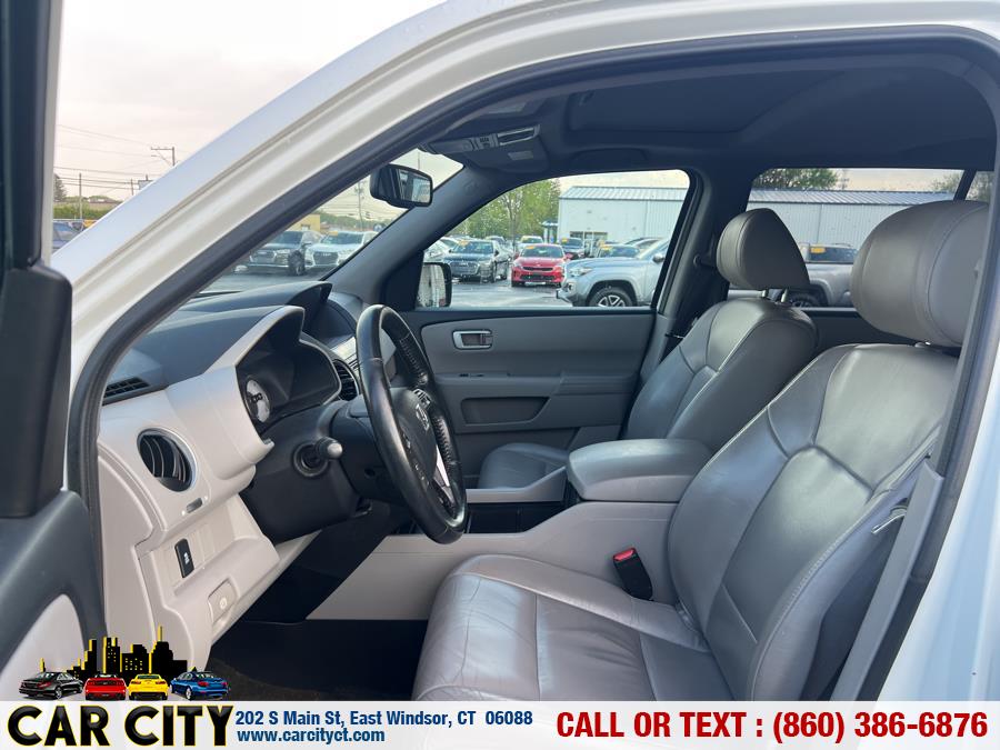 2015 Honda Pilot 4WD 4dr EX-L, available for sale in East Windsor, Connecticut | Car City LLC. East Windsor, Connecticut 2015 Honda Pilot 4WD 4dr EX-L, available for sale in East Windsor, Connecticut | Car City LLC. East Windsor, Connecticut