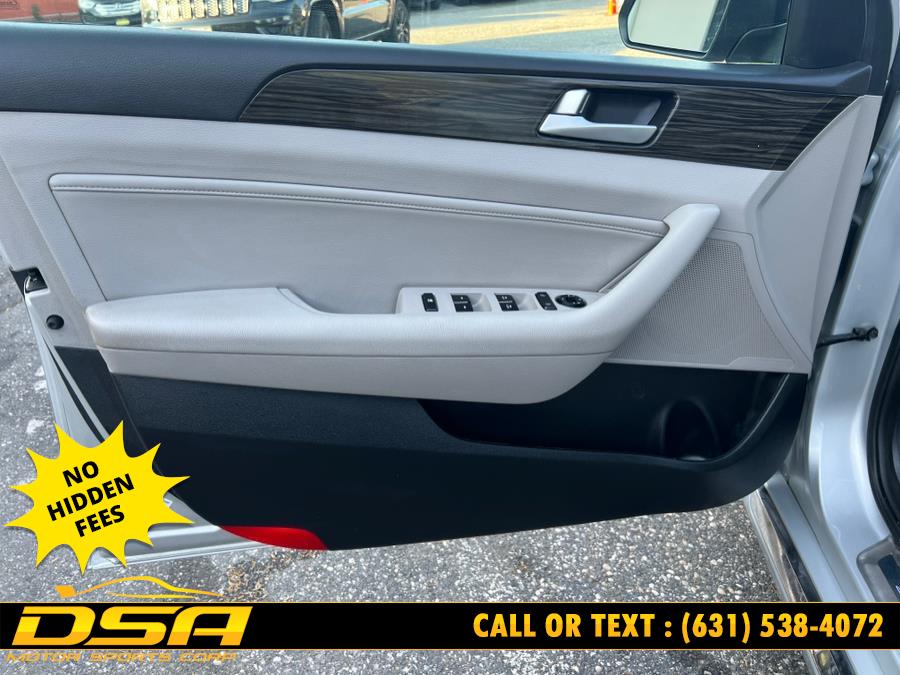 2017 Hyundai Sonata Limited 2.4L PZEV, available for sale in Commack, New York | DSA Motor Sports Corp. Commack, New York 2017 Hyundai Sonata Limited 2.4L PZEV, available for sale in Commack, New York | DSA Motor Sports Corp. Commack, New York