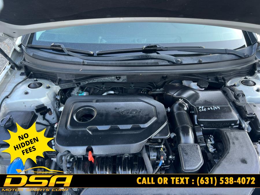 2017 Hyundai Sonata Limited 2.4L PZEV, available for sale in Commack, New York | DSA Motor Sports Corp. Commack, New York 2017 Hyundai Sonata Limited 2.4L PZEV, available for sale in Commack, New York | DSA Motor Sports Corp. Commack, New York