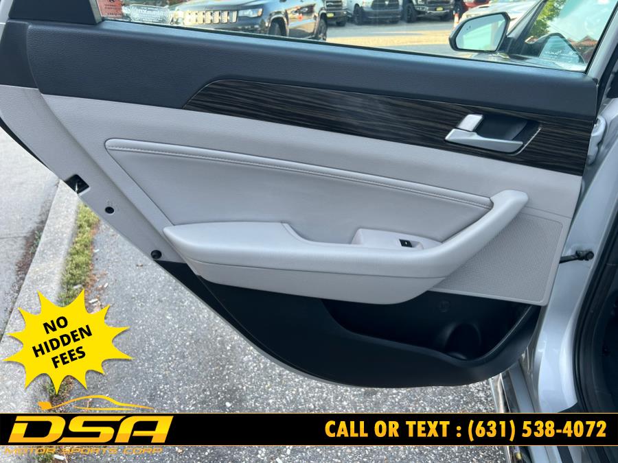 2017 Hyundai Sonata Limited 2.4L PZEV, available for sale in Commack, New York | DSA Motor Sports Corp. Commack, New York 2017 Hyundai Sonata Limited 2.4L PZEV, available for sale in Commack, New York | DSA Motor Sports Corp. Commack, New York