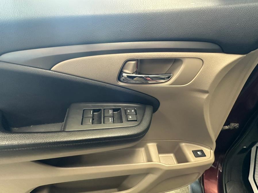 2019 Honda Pilot LX AWD, available for sale in Inwood, New York | 5 Towns Drive. Inwood, New York 2019 Honda Pilot LX AWD, available for sale in Inwood, New York | 5 Towns Drive. Inwood, New York