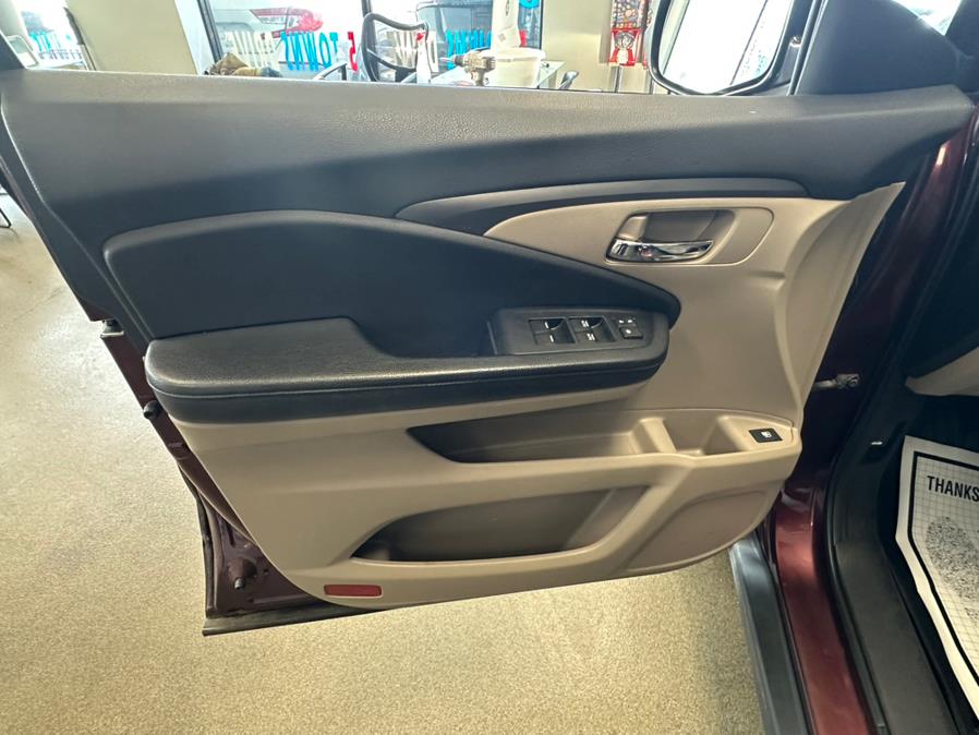2019 Honda Pilot LX AWD, available for sale in Inwood, New York | 5 Towns Drive. Inwood, New York 2019 Honda Pilot LX AWD, available for sale in Inwood, New York | 5 Towns Drive. Inwood, New York