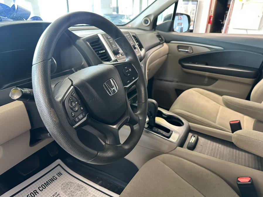 2019 Honda Pilot LX AWD, available for sale in Inwood, New York | 5 Towns Drive. Inwood, New York 2019 Honda Pilot LX AWD, available for sale in Inwood, New York | 5 Towns Drive. Inwood, New York