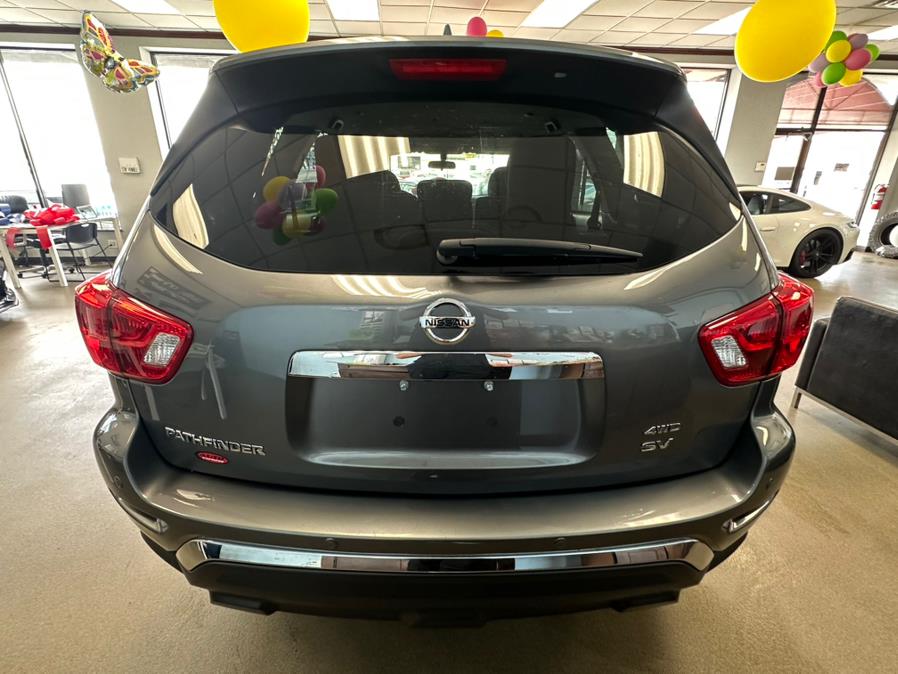 2020 Nissan Pathfinder 4x4 SV, available for sale in Inwood, New York | 5 Towns Drive. Inwood, New York 2020 Nissan Pathfinder 4x4 SV, available for sale in Inwood, New York | 5 Towns Drive. Inwood, New York