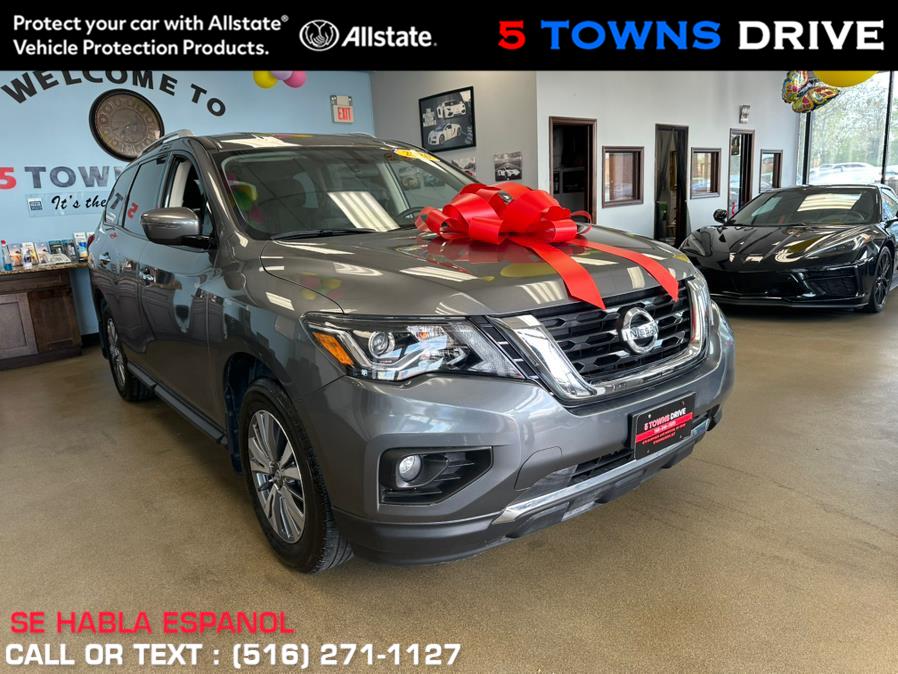 Used 2020 Nissan Pathfinder in Inwood, New York | 5 Towns Drive. Inwood, New York
