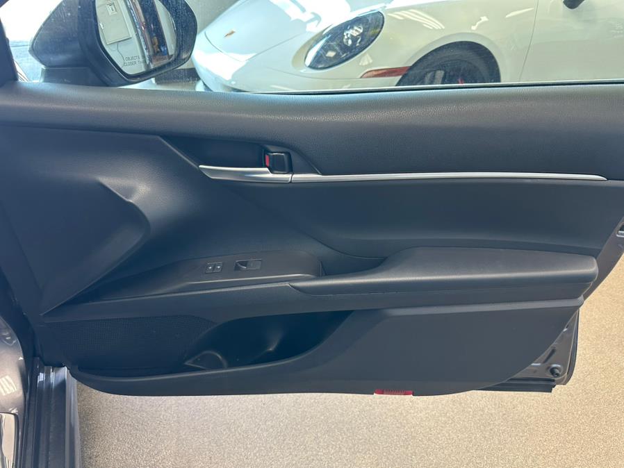 2022 Toyota Camry SE Auto (Natl), available for sale in Inwood, New York | 5 Towns Drive. Inwood, New York 2022 Toyota Camry SE Auto (Natl), available for sale in Inwood, New York | 5 Towns Drive. Inwood, New York