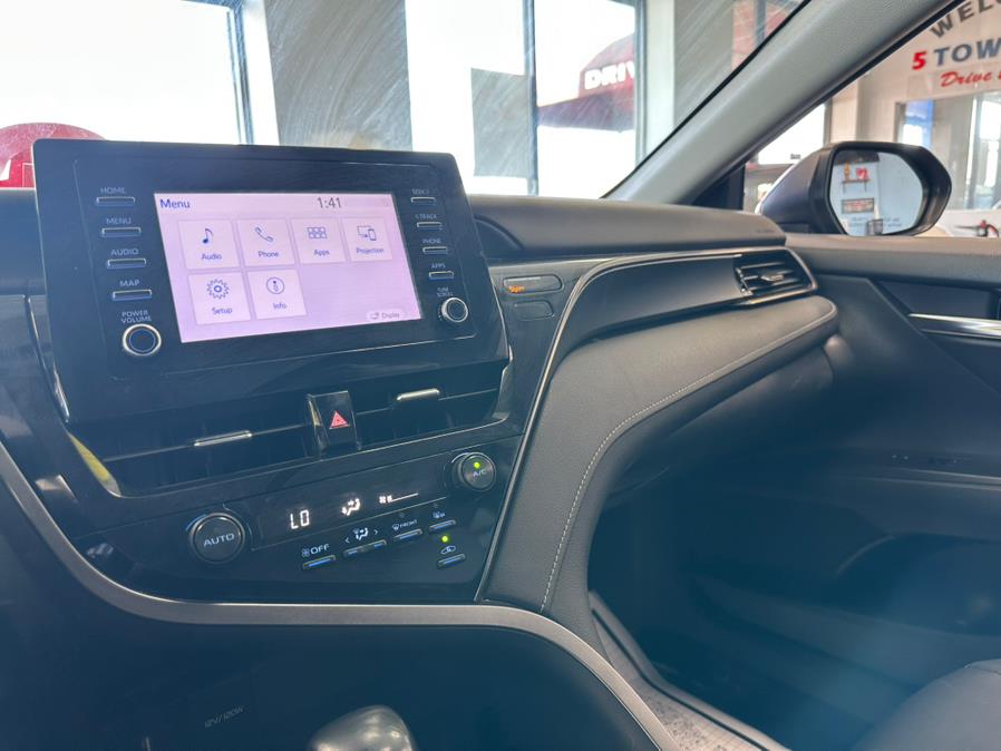 2022 Toyota Camry SE Auto (Natl), available for sale in Inwood, New York | 5 Towns Drive. Inwood, New York 2022 Toyota Camry SE Auto (Natl), available for sale in Inwood, New York | 5 Towns Drive. Inwood, New York