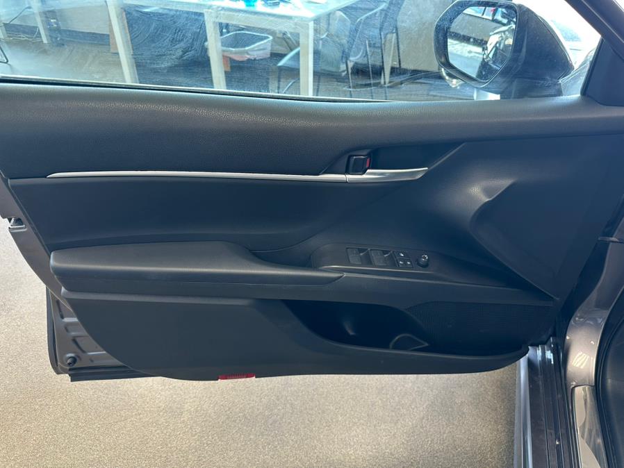 2022 Toyota Camry SE Auto (Natl), available for sale in Inwood, New York | 5 Towns Drive. Inwood, New York 2022 Toyota Camry SE Auto (Natl), available for sale in Inwood, New York | 5 Towns Drive. Inwood, New York