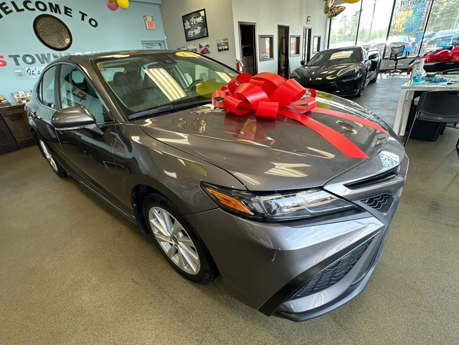 2022 Toyota Camry SE Auto (Natl), available for sale in Inwood, New York | 5 Towns Drive. Inwood, New York 2022 Toyota Camry SE Auto (Natl), available for sale in Inwood, New York | 5 Towns Drive. Inwood, New York