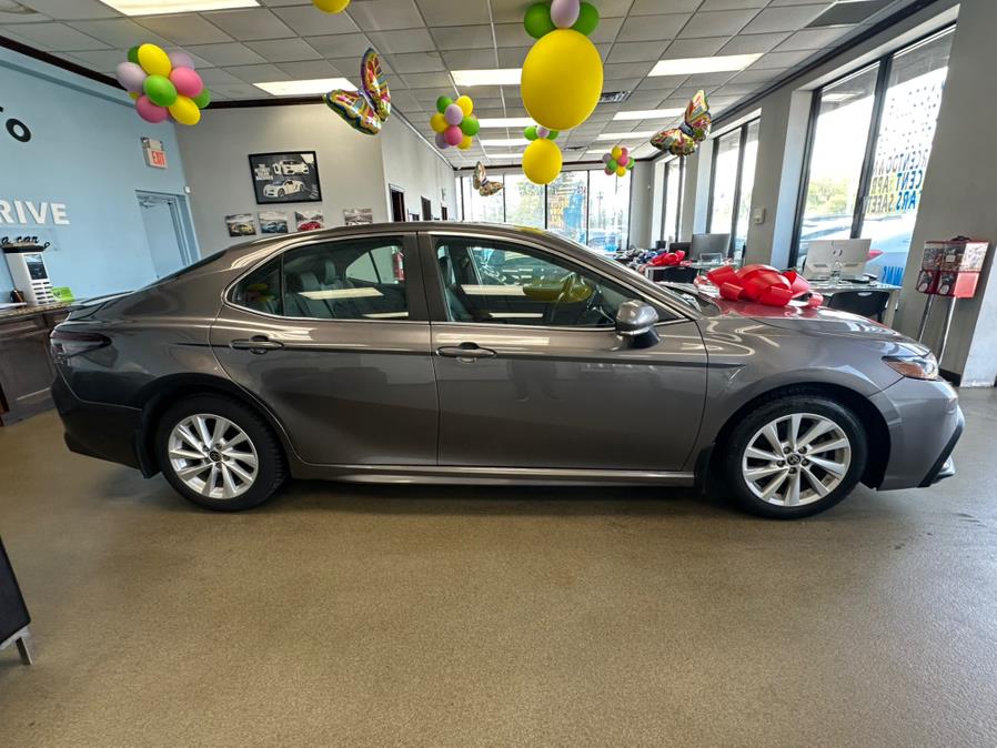 2022 Toyota Camry SE Auto (Natl), available for sale in Inwood, New York | 5 Towns Drive. Inwood, New York 2022 Toyota Camry SE Auto (Natl), available for sale in Inwood, New York | 5 Towns Drive. Inwood, New York