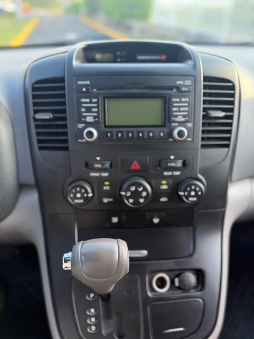 2009 Kia Sedona 4dr LWB LX, available for sale in East Windsor, Connecticut | STS Automotive. East Windsor, Connecticut 2009 Kia Sedona 4dr LWB LX, available for sale in East Windsor, Connecticut | STS Automotive. East Windsor, Connecticut