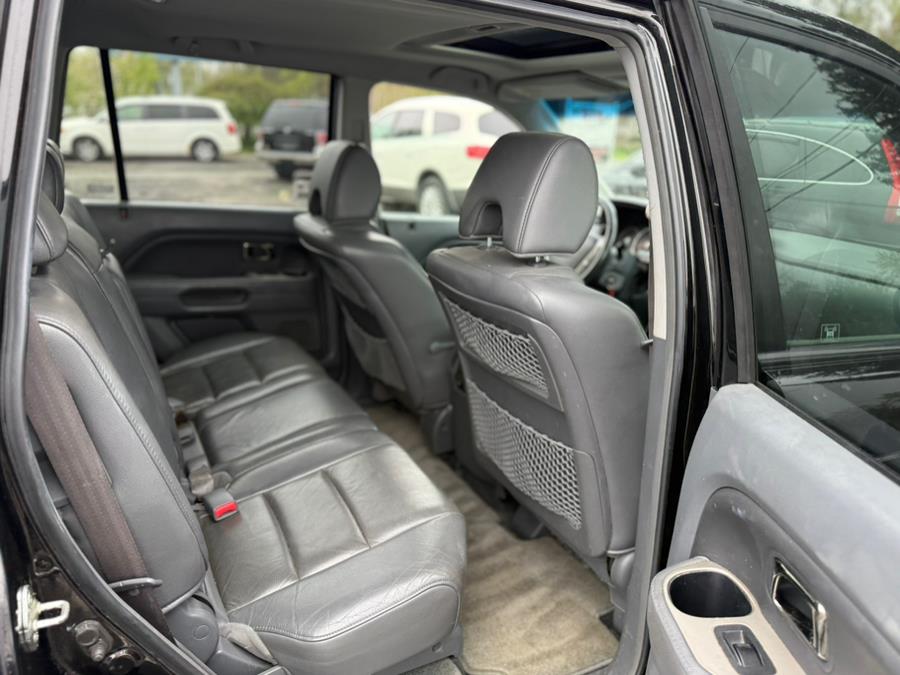 2007 Honda Pilot 4WD 4dr EX-L, available for sale in East Windsor, Connecticut | STS Automotive. East Windsor, Connecticut 2007 Honda Pilot 4WD 4dr EX-L, available for sale in East Windsor, Connecticut | STS Automotive. East Windsor, Connecticut