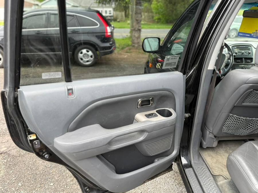 2007 Honda Pilot 4WD 4dr EX-L, available for sale in East Windsor, Connecticut | STS Automotive. East Windsor, Connecticut 2007 Honda Pilot 4WD 4dr EX-L, available for sale in East Windsor, Connecticut | STS Automotive. East Windsor, Connecticut