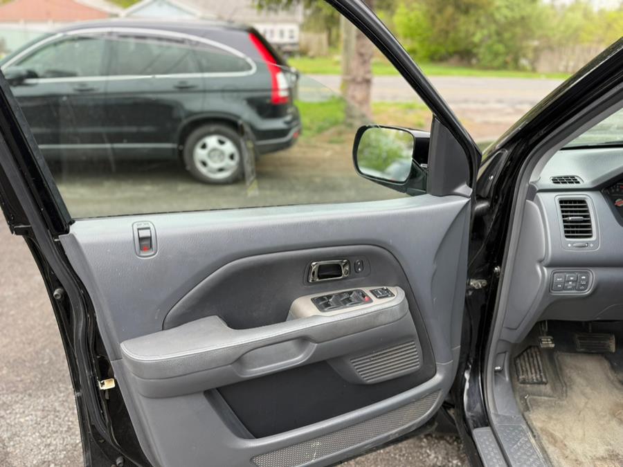 2007 Honda Pilot 4WD 4dr EX-L, available for sale in East Windsor, Connecticut | STS Automotive. East Windsor, Connecticut 2007 Honda Pilot 4WD 4dr EX-L, available for sale in East Windsor, Connecticut | STS Automotive. East Windsor, Connecticut