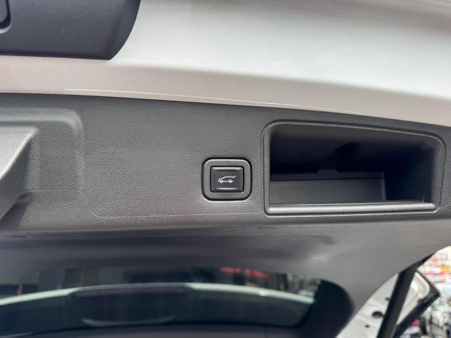 2021 GMC Terrain AWD 4dr SLE, available for sale in Irvington, New Jersey | Elis Motors Corp. Irvington, New Jersey 2021 GMC Terrain AWD 4dr SLE, available for sale in Irvington, New Jersey | Elis Motors Corp. Irvington, New Jersey