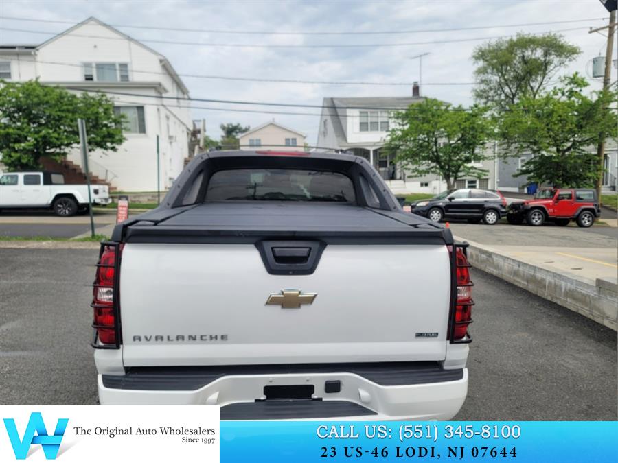 2008 Chevrolet Avalanche LT SPORT PICPUP 2WD Crew Cab 130" LT w/3LT, available for sale in Lodi, New Jersey | AW Auto & Truck Wholesalers, Inc. Lodi, New Jersey 2008 Chevrolet Avalanche LT SPORT PICPUP 2WD Crew Cab 130" LT w/3LT, available for sale in Lodi, New Jersey | AW Auto & Truck Wholesalers, Inc. Lodi, New Jersey