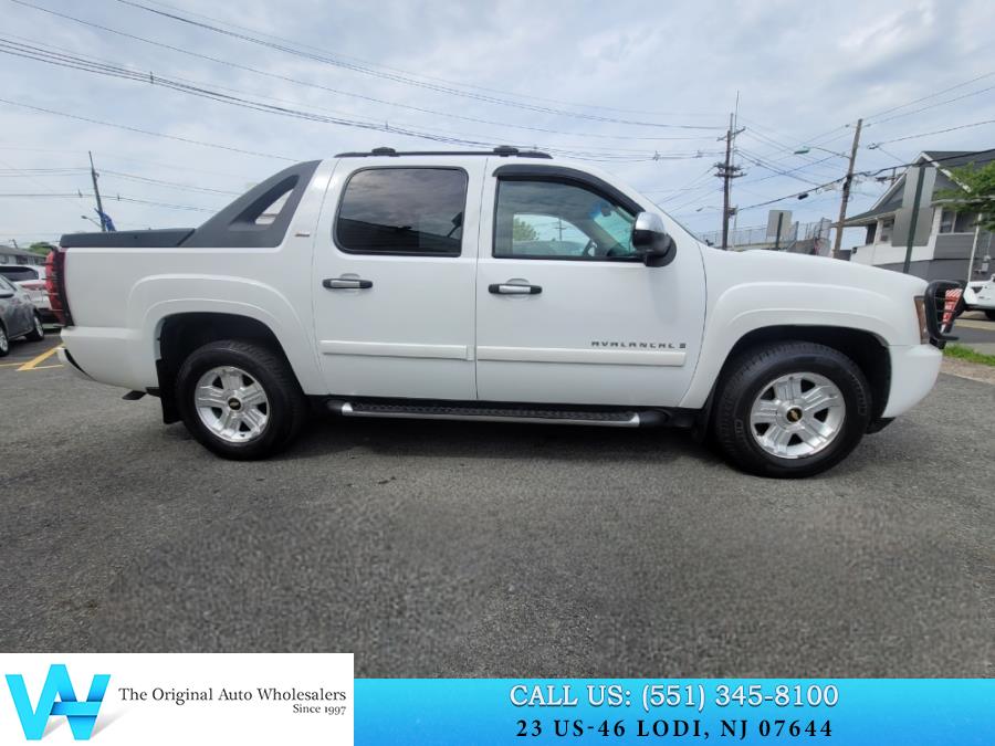 2008 Chevrolet Avalanche LT SPORT PICPUP 2WD Crew Cab 130" LT w/3LT, available for sale in Lodi, New Jersey | AW Auto & Truck Wholesalers, Inc. Lodi, New Jersey 2008 Chevrolet Avalanche LT SPORT PICPUP 2WD Crew Cab 130" LT w/3LT, available for sale in Lodi, New Jersey | AW Auto & Truck Wholesalers, Inc. Lodi, New Jersey