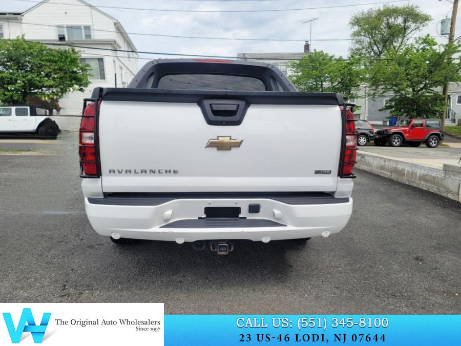 2008 Chevrolet Avalanche LT SPORT PICPUP 2WD Crew Cab 130" LT w/3LT, available for sale in Lodi, New Jersey | AW Auto & Truck Wholesalers, Inc. Lodi, New Jersey 2008 Chevrolet Avalanche LT SPORT PICPUP 2WD Crew Cab 130" LT w/3LT, available for sale in Lodi, New Jersey | AW Auto & Truck Wholesalers, Inc. Lodi, New Jersey