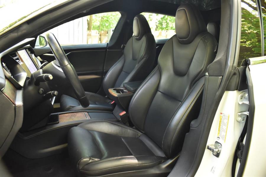 2021 Tesla Model s Long Range Plus AWD 4dr Liftback, available for sale in Great Neck, New York | Camy Cars. Great Neck, New York 2021 Tesla Model s Long Range Plus AWD 4dr Liftback, available for sale in Great Neck, New York | Camy Cars. Great Neck, New York