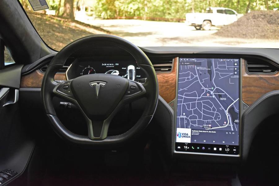 2021 Tesla Model s Long Range Plus AWD 4dr Liftback, available for sale in Great Neck, New York | Camy Cars. Great Neck, New York 2021 Tesla Model s Long Range Plus AWD 4dr Liftback, available for sale in Great Neck, New York | Camy Cars. Great Neck, New York